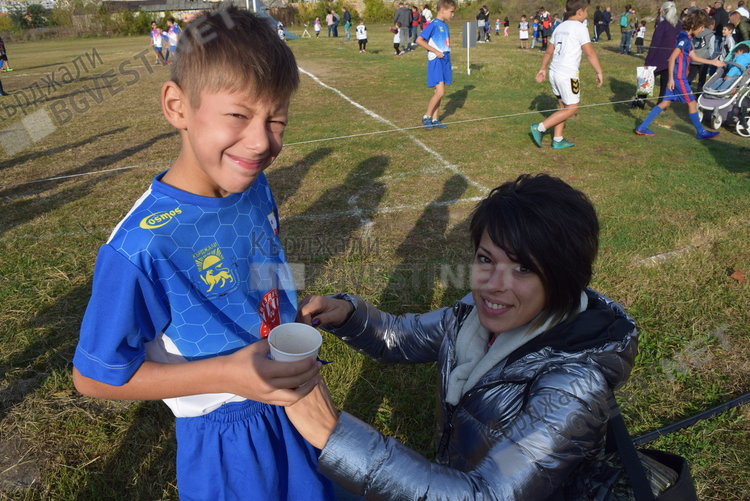 Двеста златни медала за децата на Кърджали, футболна фиеста на стадион „Горубсо”