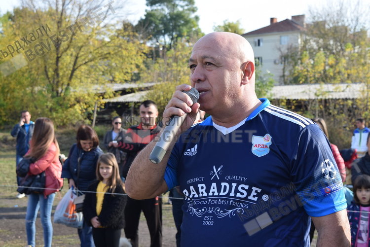 Двеста златни медала за децата на Кърджали, футболна фиеста на стадион „Горубсо”