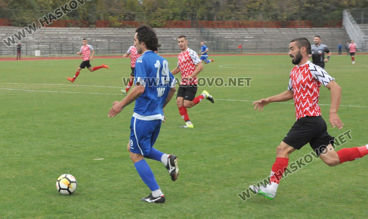 ФК „Хасково 1957“ надделя над „Левски“ (Карлово), сините с автогол