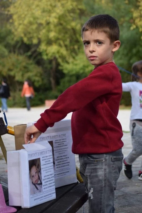 Стотици хасковлии с фотосесия за живота на Борил, снимките продължават и днес
