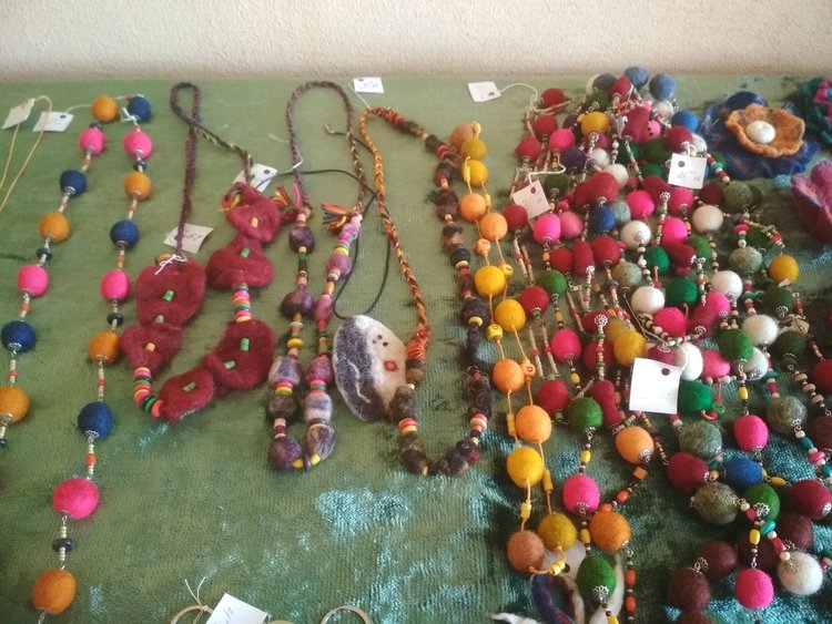 Откриват изложение на родопски занаятчии, над 20 майстори показват творби