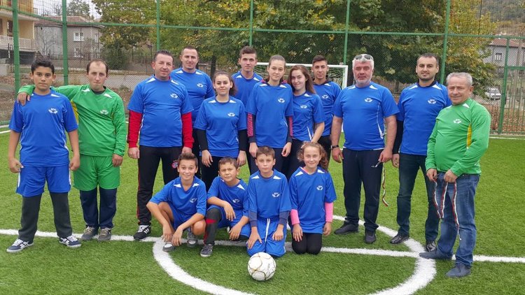 И в село Птичар вече имат спортна площадка