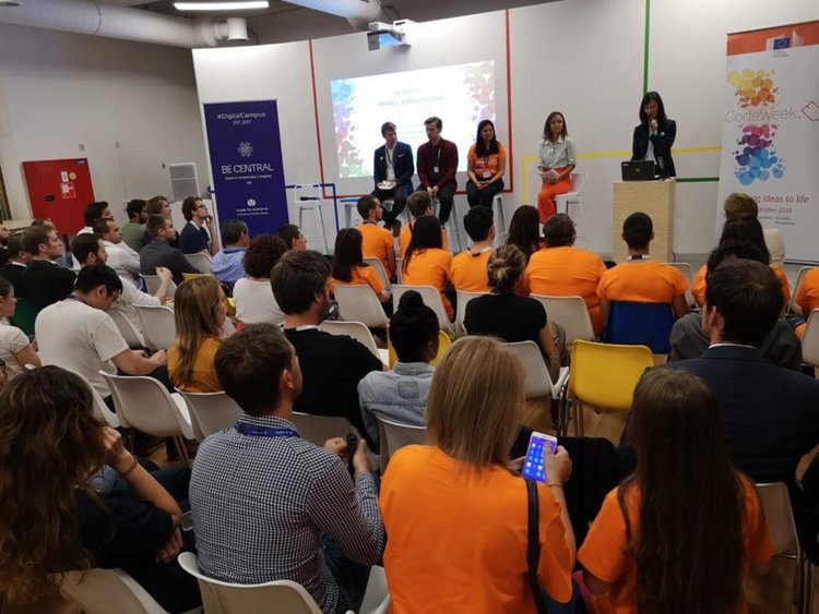 Млади програмисти представиха България за първи път на Европейската седмица на програмирането