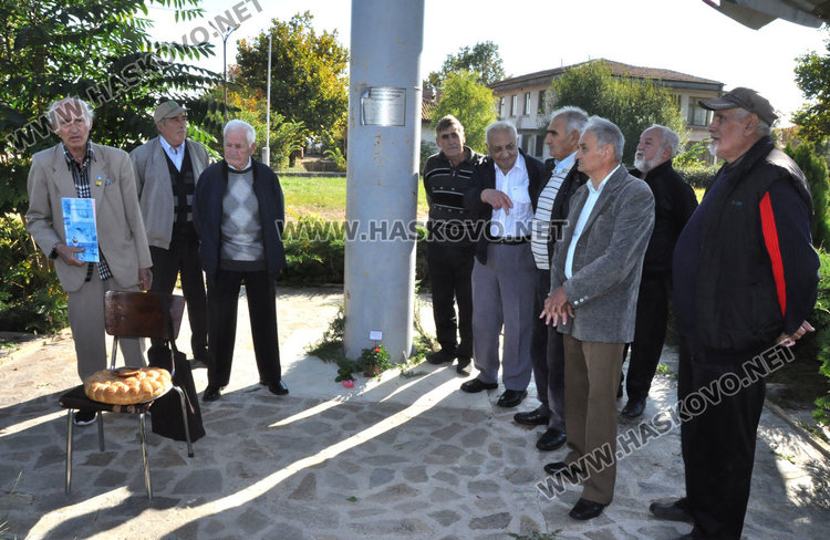 Летци от Узунджово отбелязаха Денят на ВВС и почетоха първия дипломиран бг.авиатор