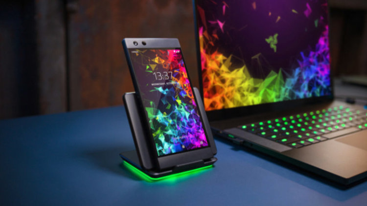 Razer Phone 2 е тук и буди страхопочитание
