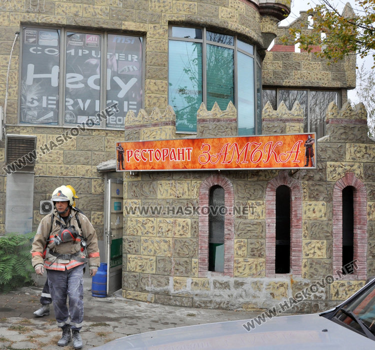 Пламнал абсорбер в ресторант „Замъка“ вдигна пожарната на крак
