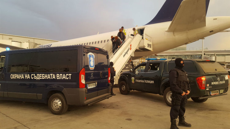 Снимки: МВР