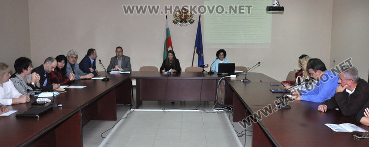 В следващите 3 години хасковските фирми ще търсят най-много машинни оператори, шивачки и строители