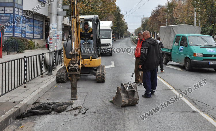 Голяма ВиК авария затвори бул. „Раковски“