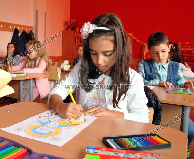 44 първокласници със сертификати на патронния празник на „Иван Рилски“