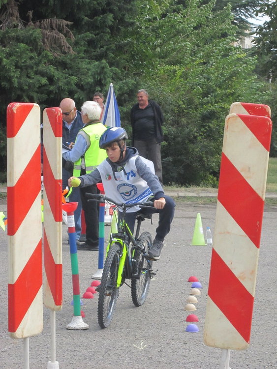 Приключи най-успешната година за първомайския клуб по приложно колоездене