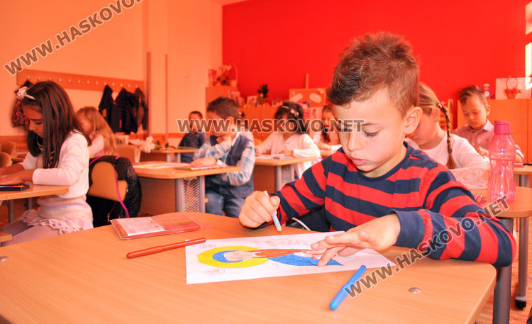 44 първокласници със сертификати на патронния празник на „Иван Рилски“