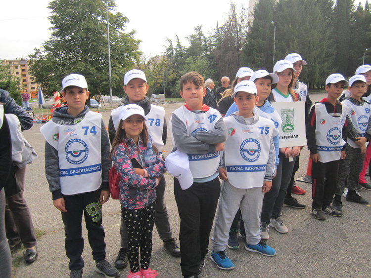 Приключи най-успешната година за първомайския клуб по приложно колоездене