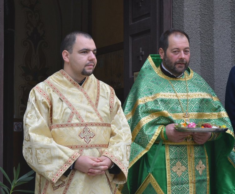 Църквата „Св. Иван Рилски“ в Харманли чества 80 г. и храмов празник