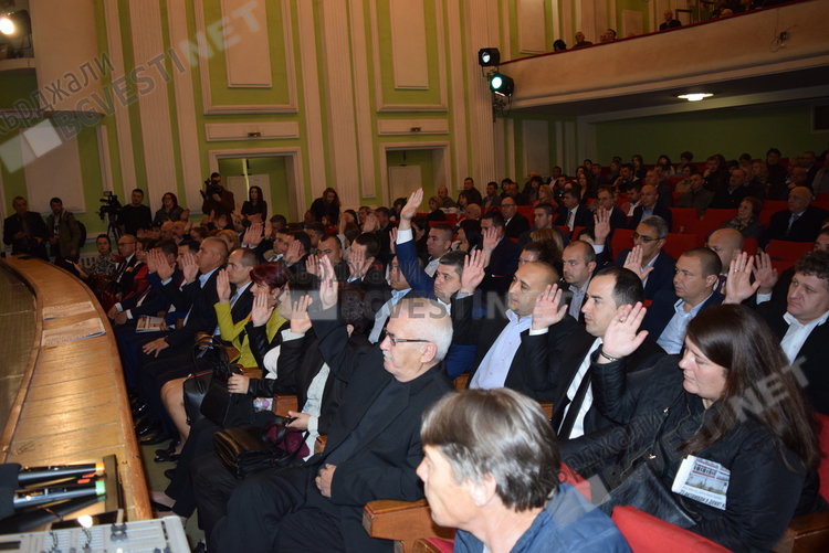 Местният парламент единодушен: Почетен гражданин е д-р Атанас Дафовски