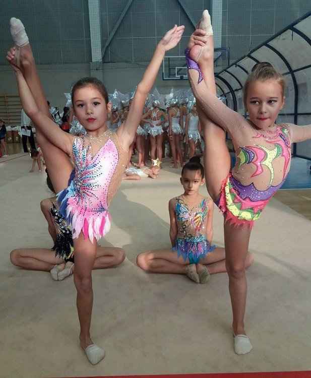 Малките гимнастички от клуб „Калия“ с куп медали от международен турнир