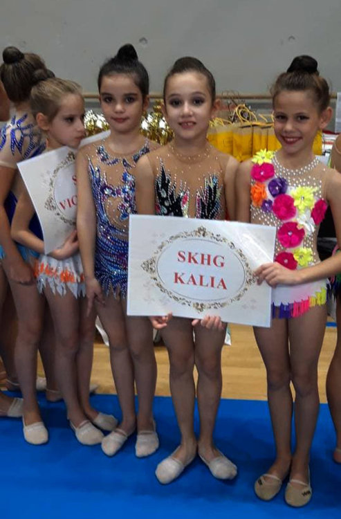 Малките гимнастички от клуб „Калия“ с куп медали от международен турнир