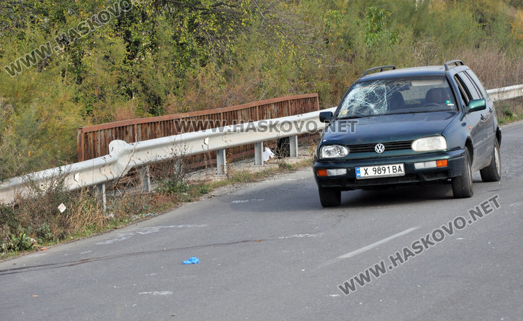Кола уби  мъж на изхода на Хасково в участъка на ремонта /обновена/