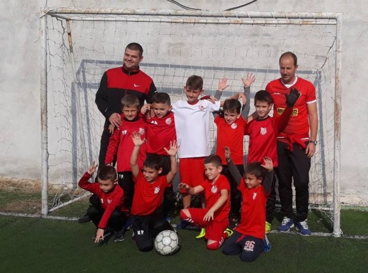 Младите футболисти на АФК „Хасково“ с разгромна победа над „Свиленград“