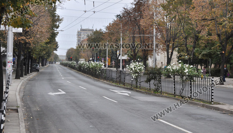 Кърпят „Раковски“ след авария, затвориха булеварда за движение