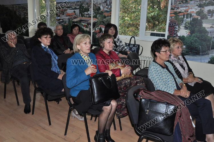 Елена Йончева: Майките са само началото, предстои да излязат и бащите