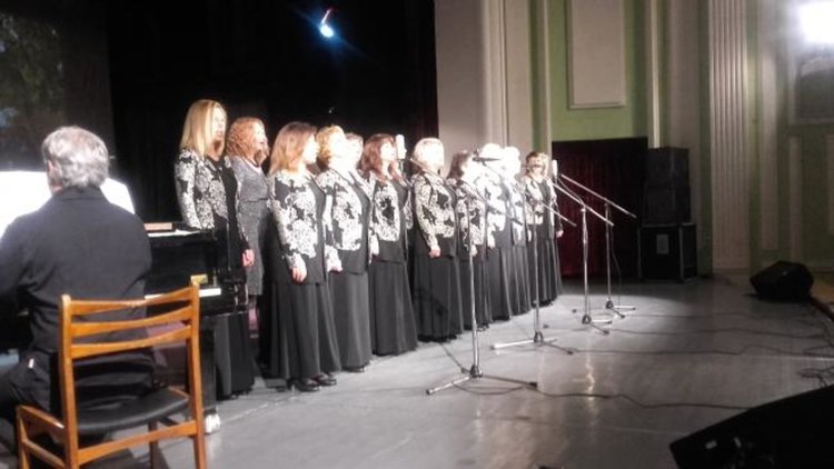 Една от залите в НЧ „Обединение 1913” ще носи името на диригента на хор „Незабравки” Марин Владинов