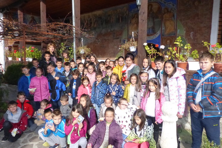 Неделното училище към храма в Райково откри новата духовна година