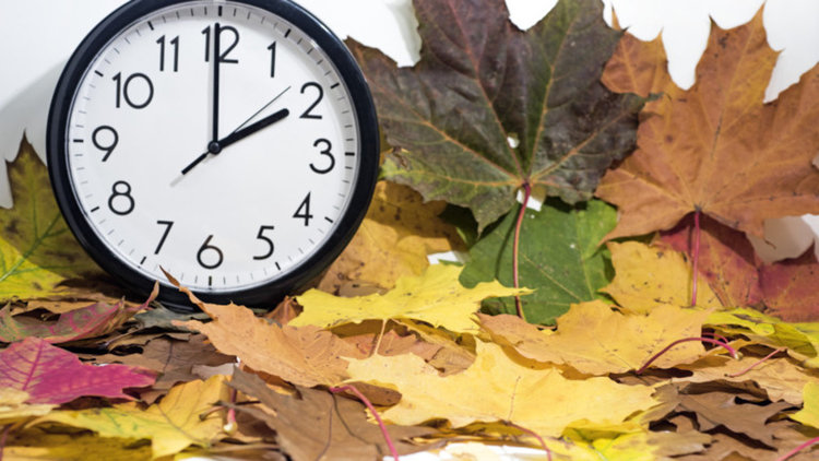 Тази нощ връщаме времето с час назад