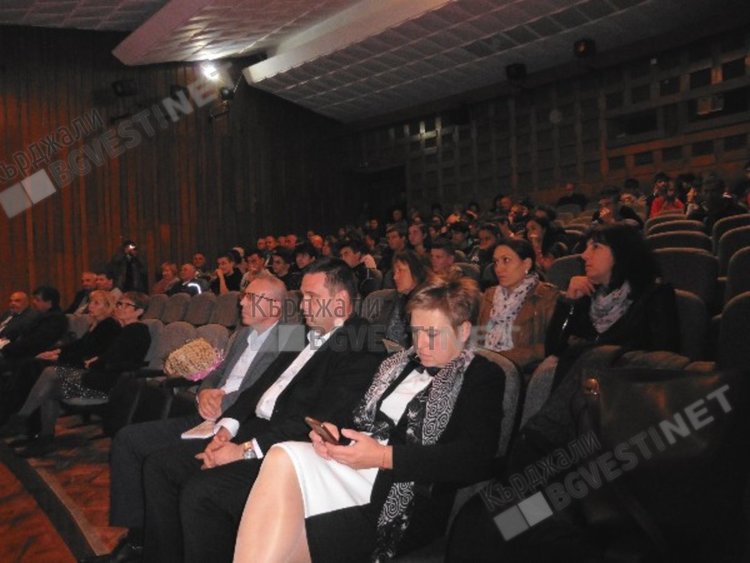 Паметна плоча на големия краевед Никола Иванов бе открита в Кърджали