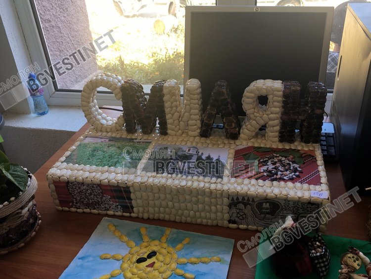 Сто и седем вида фасул показаха в Смилян, стотици хапнаха вкусен курбан за празника на Смилянския боб