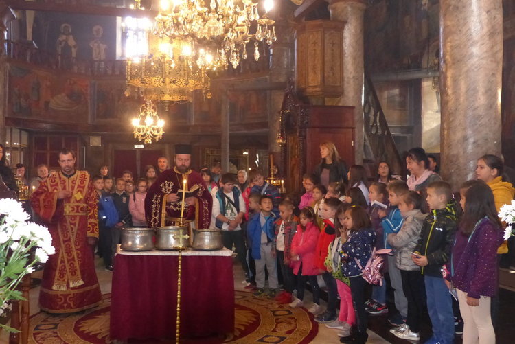 Неделното училище към храма в Райково откри новата духовна година