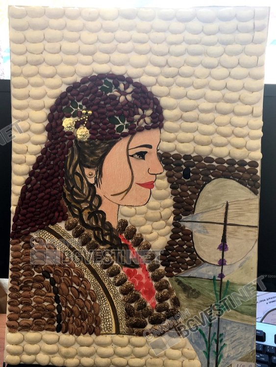 Мома Смиляна получи първа награда от журито