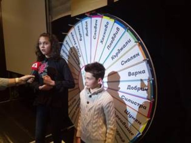 Василена и Павел от „Паисий“ – победители в полуфинала на националното състезание „Моят град е моята крепост“