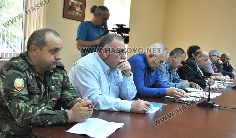 Няма кой да чисти северно Хасково през зимата