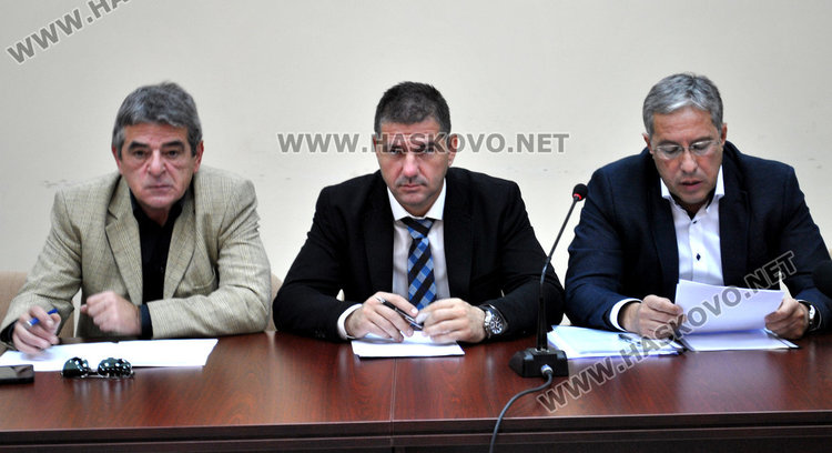 Няма кой да чисти северно Хасково през зимата