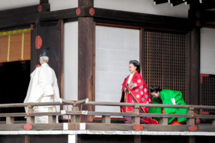 Принцеса се сбогува с императорското семейство, за да се омъжи за "обикновен японец"