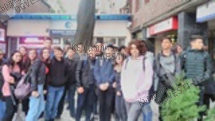 Паисиевци участваха в откриването на паметна плоча на Никола Иванов