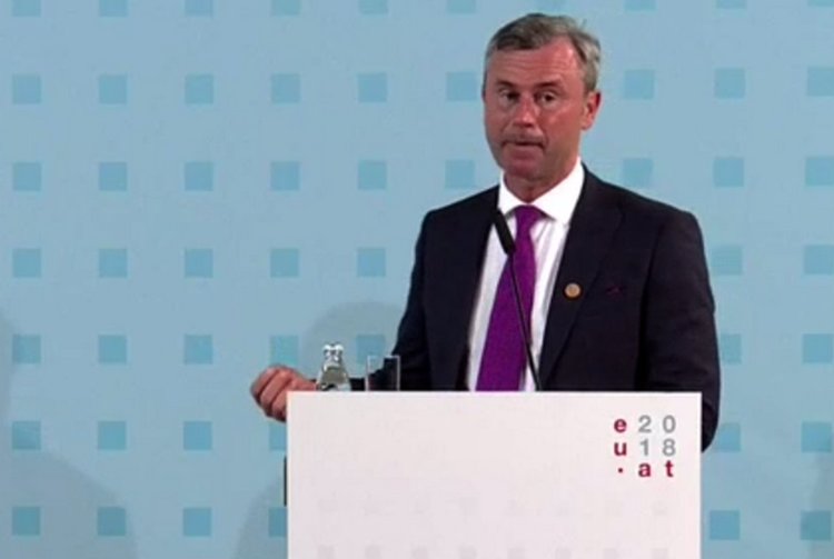 Норберт Хофер