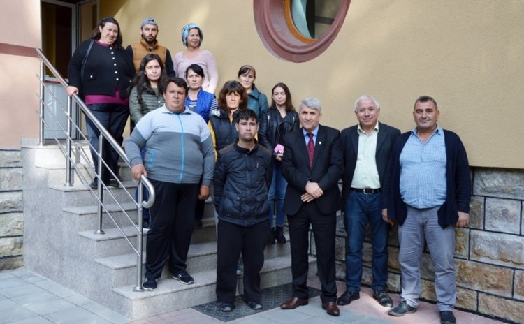 Младежи с увреждания започват работа в Черноочене