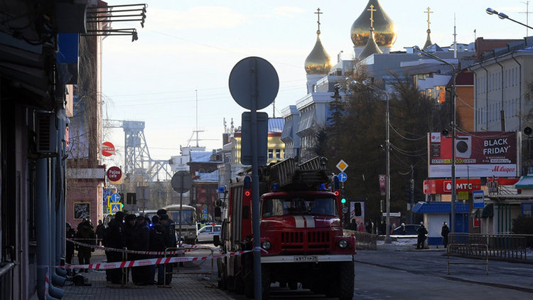 Взривът във ФСБ - самоделна осколъчна бомба, дело на 17-годишен