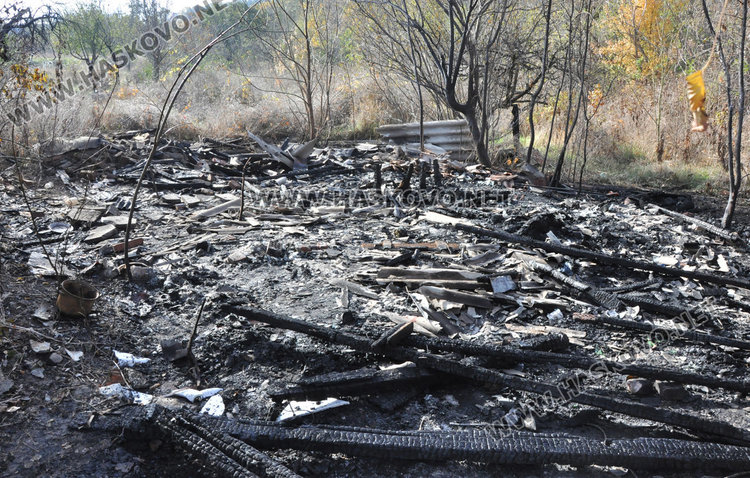 Мъж загина при пожар край завод в Хасково