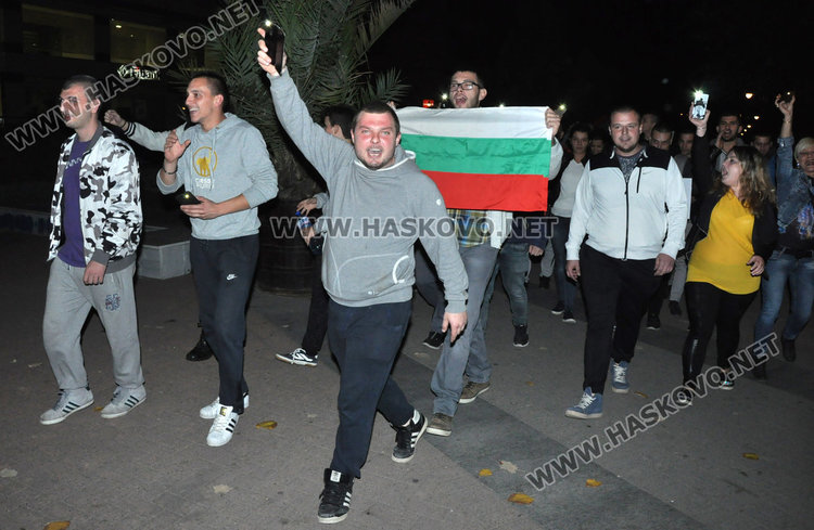 Протестно шествие мина по главната на Хасково с призив: Хора, събудете се!