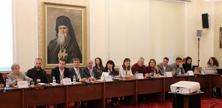 Злокобна статистика: Всяка година у нас се регистрират нови 1500 човека с рак на кръвта