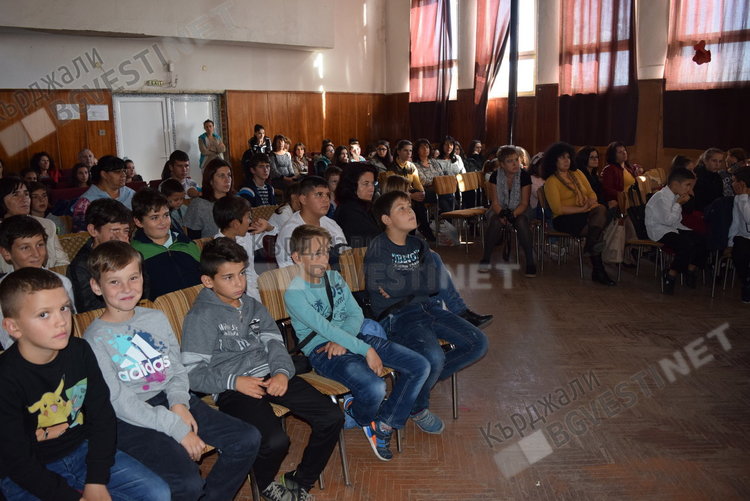 Децата от Припек отбелязаха спасяването на българските евреи под наслов „Уроците на историята”