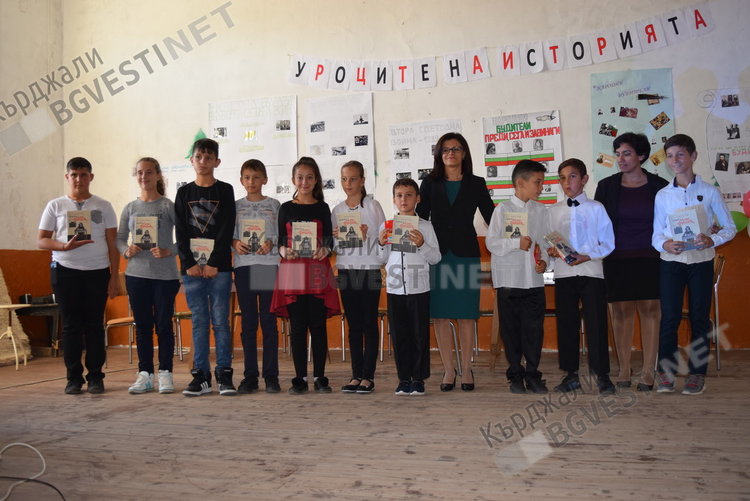 Децата от Припек отбелязаха спасяването на българските евреи под наслов „Уроците на историята”