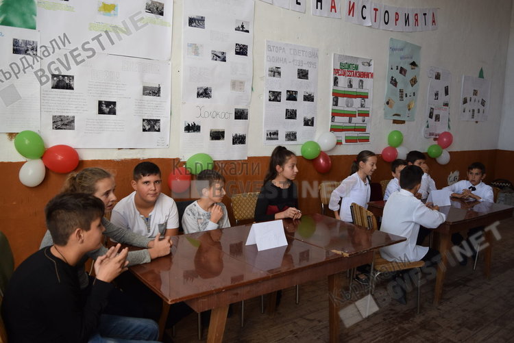 Децата от Припек отбелязаха спасяването на българските евреи под наслов „Уроците на историята”