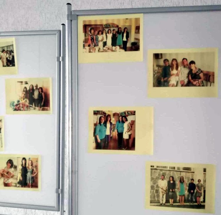 Гимназисти от елитно училище в Смолян направиха изненада на учителите си за Деня на народните будители