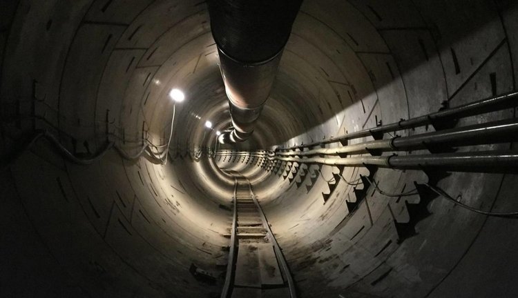 Тунелът на The Boring Company под Лос Анджелис тръгва преди Коледа 
