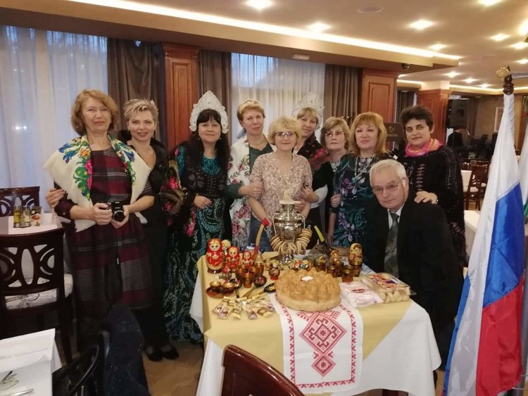 Руската общност в Кърджали чества Ден на народното единство на Русия    