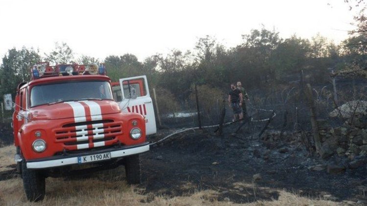 Мъж изгоря при пожар в каравана